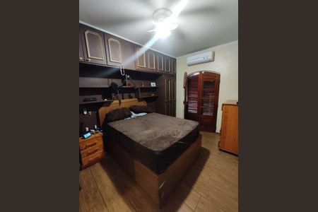 Casa à venda com 200m², 3 quartos e 7 vagas