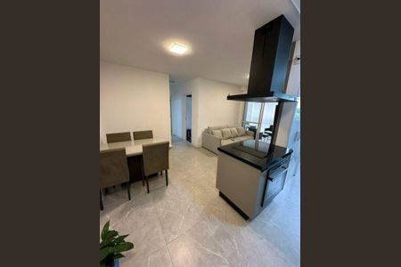 Apartamento à venda com 68m², 2 quartos e 1 vaga
