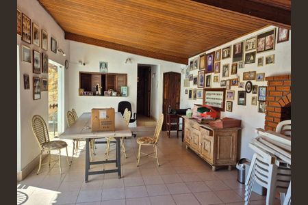 Casa à venda com 3 quartos, 1301m² em Jardim Maia, Guarulhos