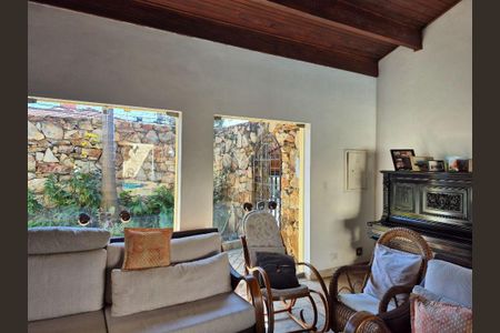 Casa à venda com 3 quartos, 1301m² em Jardim Maia, Guarulhos