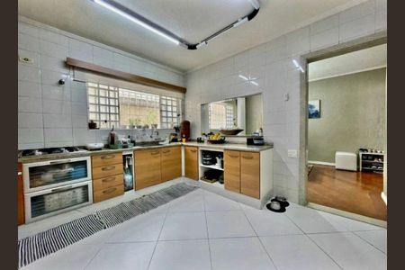 Casa à venda com 400m², 4 quartos e 14 vagas