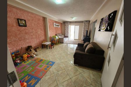 Casa à venda com 4 quartos, 400m² em Vila Rosalia, Guarulhos