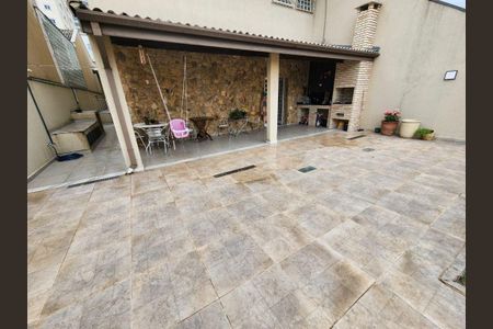 Casa à venda com 400m², 4 quartos e 14 vagas