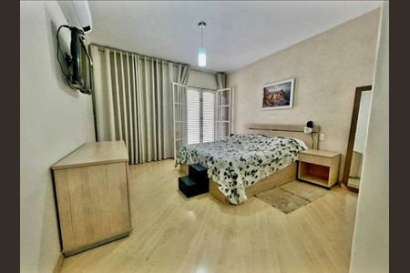 Casa à venda com 400m², 4 quartos e 14 vagas