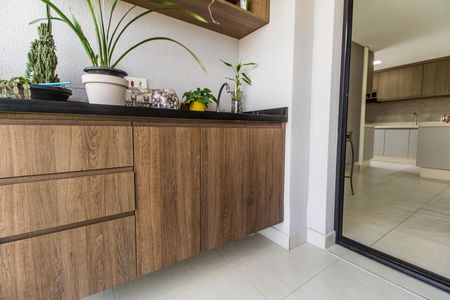 Apartamento à venda com 87m², 3 quartos e 3 vagas Apartamento à venda com 87m², 3 quartos e 3 vagasVaranda