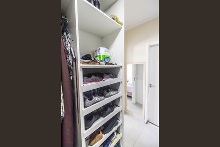 Apartamento à venda com 87m², 3 quartos e 3 vagas Apartamento à venda com 87m², 3 quartos e 3 vagasCloset da suíte
