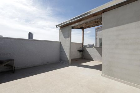 Apartamento à venda com 115m², 2 quartos e 2 vagas Apartamento à venda com 115m², 2 quartos e 2 vagasCobertura