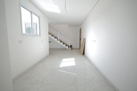 Apartamento à venda com 115m², 2 quartos e 2 vagas Apartamento à venda com 115m², 2 quartos e 2 vagasSala