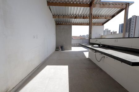 Apartamento à venda com 115m², 2 quartos e 2 vagas Apartamento à venda com 115m², 2 quartos e 2 vagasCobertura
