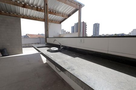 Apartamento à venda com 115m², 2 quartos e 2 vagas Apartamento à venda com 115m², 2 quartos e 2 vagasCobertura