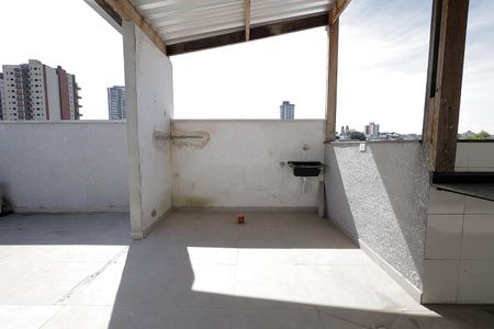 Apartamento à venda com 115m², 2 quartos e 2 vagas Apartamento à venda com 115m², 2 quartos e 2 vagasCobertura
