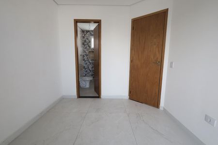 Apartamento à venda com 115m², 2 quartos e 2 vagas Apartamento à venda com 115m², 2 quartos e 2 vagasQuarto Suíte