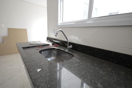 Apartamento à venda com 115m², 2 quartos e 2 vagas Apartamento à venda com 115m², 2 quartos e 2 vagasCozinha