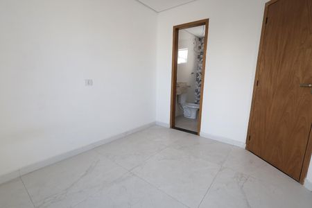 Apartamento à venda com 115m², 2 quartos e 2 vagas Apartamento à venda com 115m², 2 quartos e 2 vagasQuarto Suíte