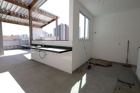 Apartamento à venda com 115m², 2 quartos e 2 vagas Apartamento à venda com 115m², 2 quartos e 2 vagasCobertura