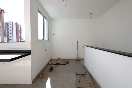 Apartamento à venda com 115m², 2 quartos e 2 vagas Apartamento à venda com 115m², 2 quartos e 2 vagasCobertura