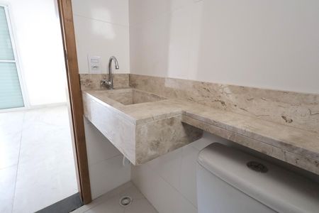 Apartamento à venda com 115m², 2 quartos e 2 vagas Apartamento à venda com 115m², 2 quartos e 2 vagasBanheiro Suíte