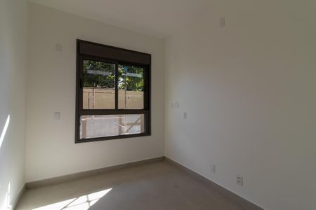 Apartamento à venda com 130m², 3 quartos e 2 vagasQuarto 3