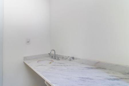 Apartamento à venda com 130m², 3 quartos e 2 vagasBanheiro da Suíte