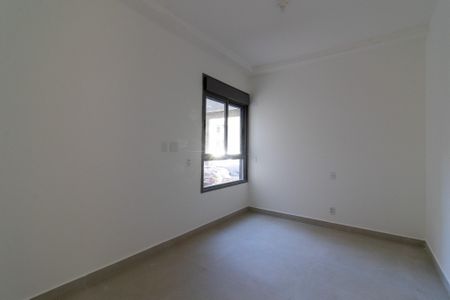 Apartamento à venda com 130m², 3 quartos e 2 vagasQuarto 2