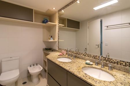 Apartamento para alugar com 183m², 4 quartos e 3 vagasSuíte