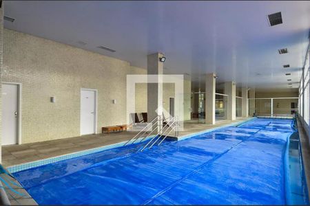 Apartamento para alugar com 183m², 4 quartos e 3 vagasArea Comum - Piscina Coberta