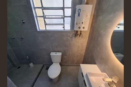 Banheiro de apartamento à venda com 2 quartos, 80m² em Lapa, Rio de Janeiro