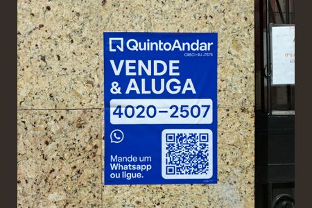 Apartamento à venda com 80m², 2 quartos e sem vaga Apartamento à venda com 80m², 2 quartos e sem vagaPlaca