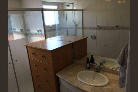Apartamento para alugar com 140m², 3 quartos e 2 vagasBanheiro
