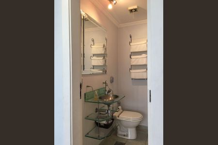 Apartamento para alugar com 140m², 3 quartos e 2 vagasBanheiro