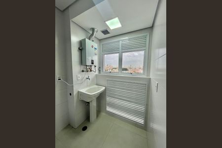 Área de serviço de apartamento para alugar com 2 quartos, 81m² em Cidade Mãe do Céu, São Paulo