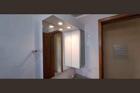 Apartamento para alugar com 73m², 2 quartos e 2 vagasBanheiro