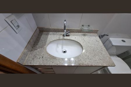 Apartamento para alugar com 73m², 2 quartos e 2 vagasBanheiro da Suíte