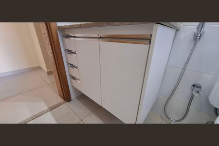 Apartamento para alugar com 73m², 2 quartos e 2 vagasBanheiro da Suíte