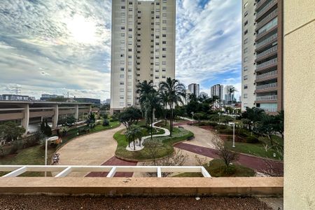Apartamento à venda com 122m², 3 quartos e 2 vagas Apartamento à venda com 122m², 3 quartos e 2 vagasVista do Quarto 2