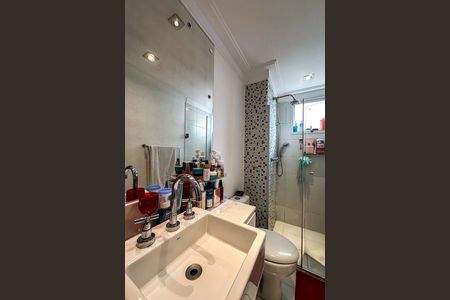 Apartamento à venda com 122m², 3 quartos e 2 vagas Apartamento à venda com 122m², 3 quartos e 2 vagasBanheiro