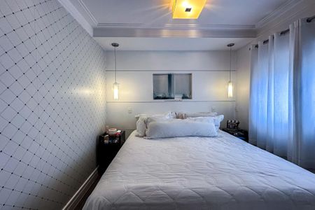 Apartamento à venda com 122m², 3 quartos e 2 vagas Apartamento à venda com 122m², 3 quartos e 2 vagasSuíte