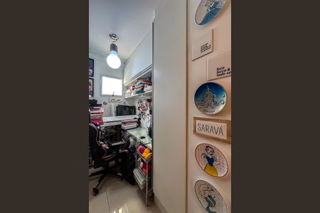Apartamento à venda com 122m², 3 quartos e 2 vagas Apartamento à venda com 122m², 3 quartos e 2 vagasEscritório
