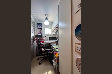 Apartamento à venda com 122m², 3 quartos e 2 vagas Apartamento à venda com 122m², 3 quartos e 2 vagasEscritório