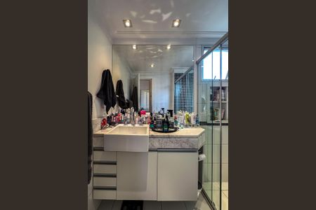 Apartamento à venda com 122m², 3 quartos e 2 vagas Apartamento à venda com 122m², 3 quartos e 2 vagasBanheiro da Suíte