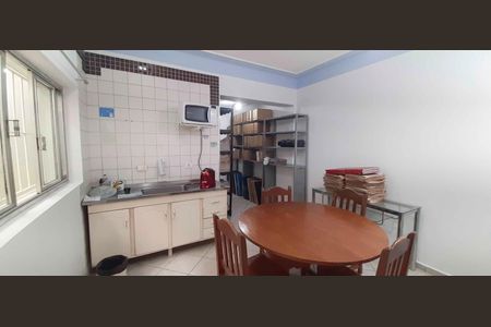 Casa à venda com 122m², 2 quartos e 1 vaga