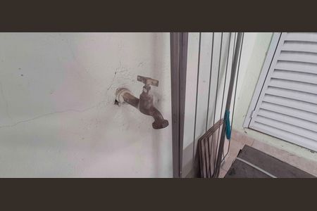 Casa à venda com 122m², 2 quartos e 1 vaga