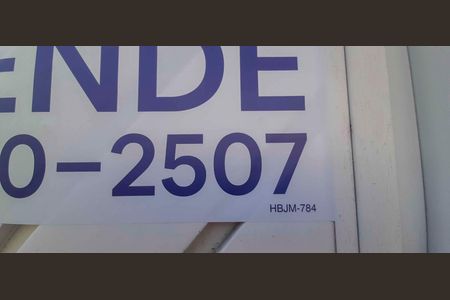 Casa à venda com 122m², 2 quartos e 1 vaga