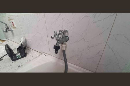 Casa à venda com 122m², 2 quartos e 1 vaga