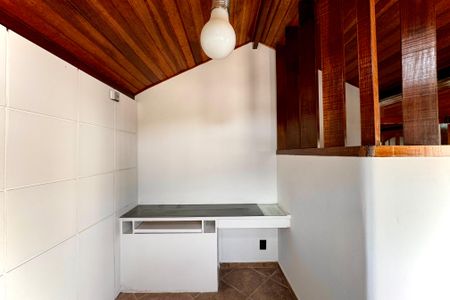 Apartamento para alugar com 169m², 3 quartos e 1 vaga