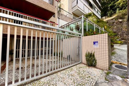 Apartamento para alugar com 169m², 3 quartos e 1 vaga