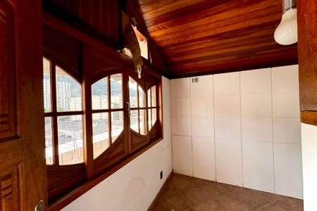 Apartamento para alugar com 169m², 3 quartos e 1 vaga