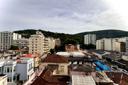 Apartamento para alugar com 169m², 3 quartos e 1 vaga