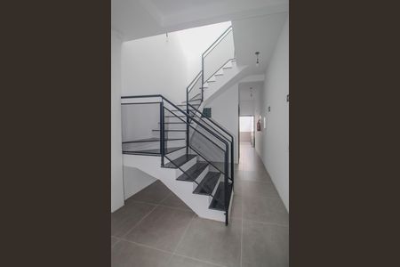 Casa para alugar com 120m², 2 quartos e 1 vaga Casa para alugar com 120m², 2 quartos e 1 vagaCorredor