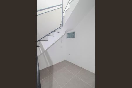 Casa para alugar com 120m², 2 quartos e 1 vaga Casa para alugar com 120m², 2 quartos e 1 vagaCorredor
